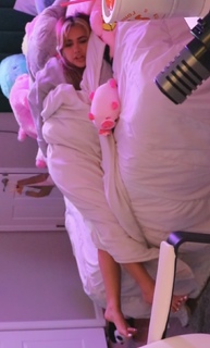 Demisux feet photo thumbnail