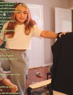 Demisux feet photo thumbnail