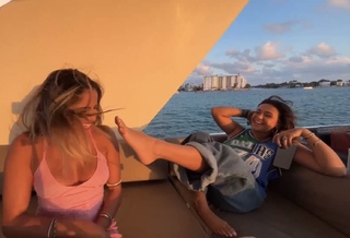 Demisux feet photo thumbnail