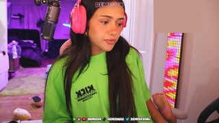 Demisux feet photo thumbnail