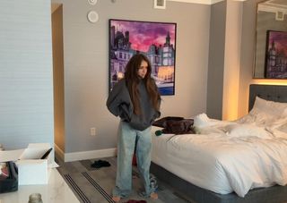 Demisux feet photo thumbnail