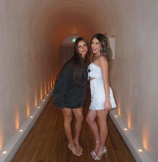 Demisux feet photo thumbnail