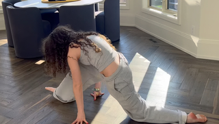 Demitra Kalogeras feet photo thumbnail