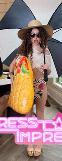 Demitra Kalogeras feet photo thumbnail