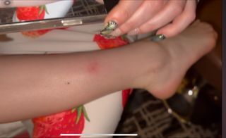 Demitra Kalogeras feet photo thumbnail
