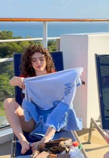 Demitra Kalogeras feet photo thumbnail