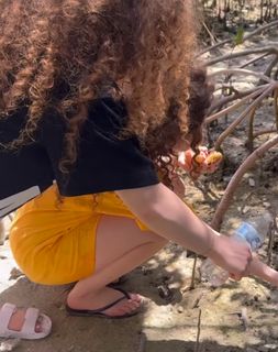Demitra Kalogeras feet photo thumbnail