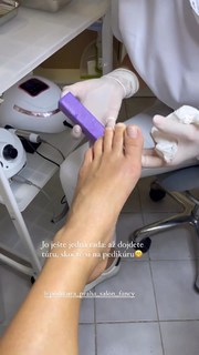 Denisa Pfauserová feet photo 1
