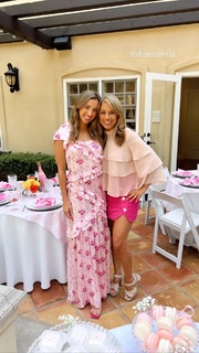 Denise Austin feet photo thumbnail