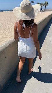 Denise Austin feet photo thumbnail