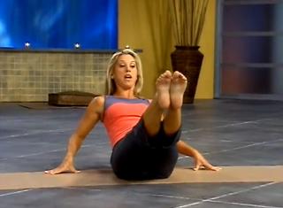 Denise Austin feet photo thumbnail