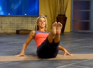 Denise Austin feet photo thumbnail