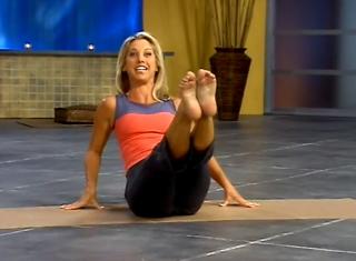Denise Austin feet photo thumbnail