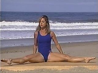 Denise Austin feet photo thumbnail