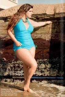 Denise Bidot feet photo 2