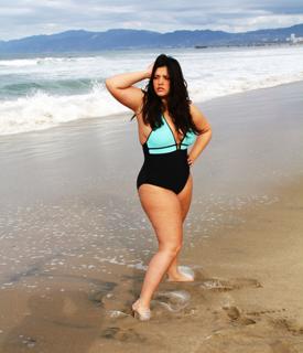 Denise Bidot feet photo 20