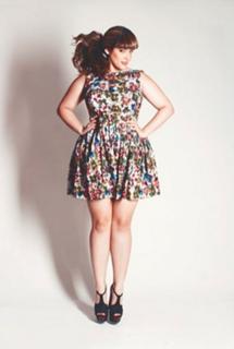 Denise Bidot feet photo 2