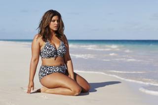 Denise Bidot feet photo 7