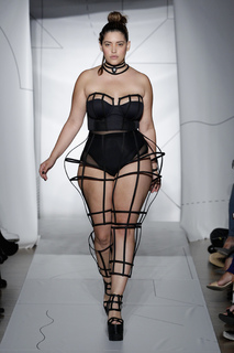 Denise Bidot feet photo 14