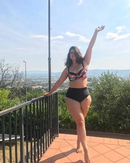 Denise Bidot feet photo 11