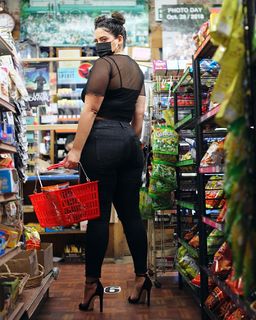 Denise Bidot feet photo 6