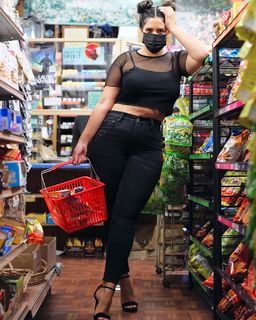 Denise Bidot feet photo 5