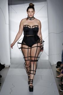 Denise Bidot feet photo 1