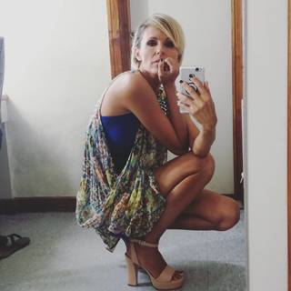 Denise Dumas feet photo 16