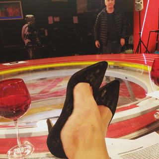 Denise Dumas feet photo 3