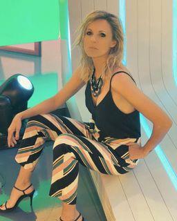 Denise Dumas feet photo 4