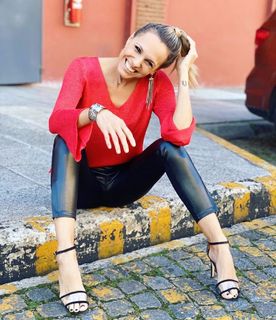 Denise Dumas feet photo 6