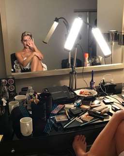 Denise Gough feet photo thumbnail