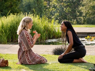 Denise Gough feet photo thumbnail
