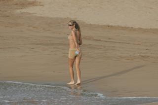 Denise Richards feet photo thumbnail