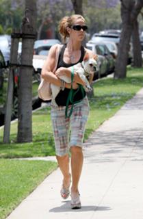 Denise Richards feet photo thumbnail