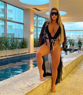 Denise Rocha feet photo 5