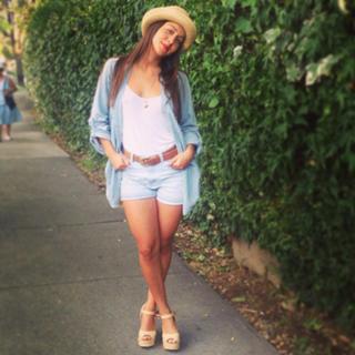 Denise Rosenthal feet photo 1