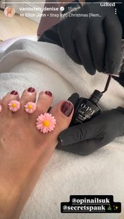 Denise Van Outen feet photo 12