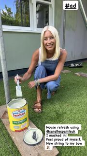 Denise Van Outen feet photo 2