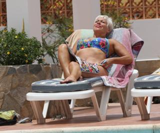 Denise Welch feet photo 13