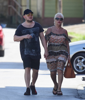 Denise Welch feet photo 2