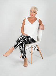 Denise Welch feet photo 1