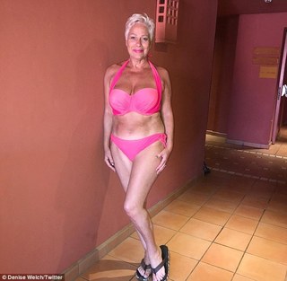 Denise Welch feet photo 17