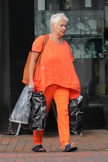 Denise Welch feet photo 7