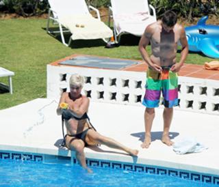 Denise Welch feet photo 20