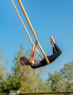 Deniz Akkaya feet photo 1