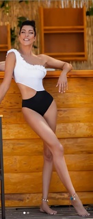 Deniz Akkaya feet photo 14