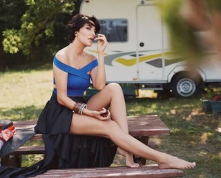 Deniz Akkaya feet photo 20