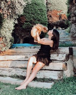 Deniz Baysal feet photo thumbnail