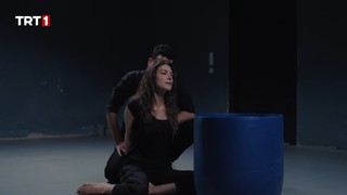 Deniz Baysal feet photo thumbnail